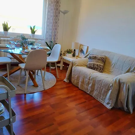 Apartment Central With Sea View